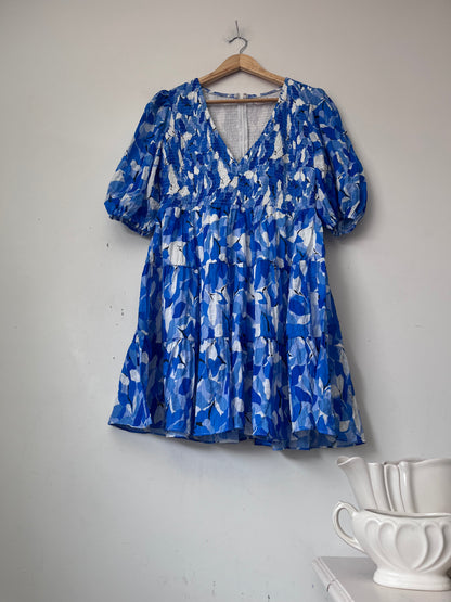 BILLY J Shirred Floral Dress RRP $130 (14-16)